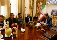 تأکید استاندار اصفهان بر اجرای پروژههای مشترک بازسازی با انجمن امداد پزشکی مالزی تأکید استاندار اصفهان بر اجرای پروژههای مشترک بازسازی با انجمن امداد پزشکی مالزی