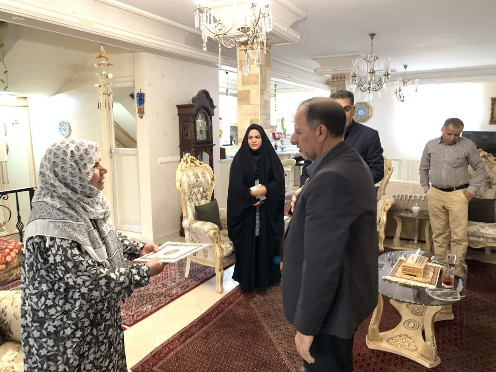 تجلیل مدیرکل بنیاد شهید کردستان از صبر و فداکاری همسران شهدای کارمند