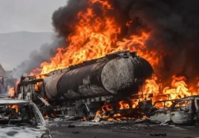 انفجار تانکر سوخت در محور سنندج ـ همدان؛ ۱۱ نفر جان باختند