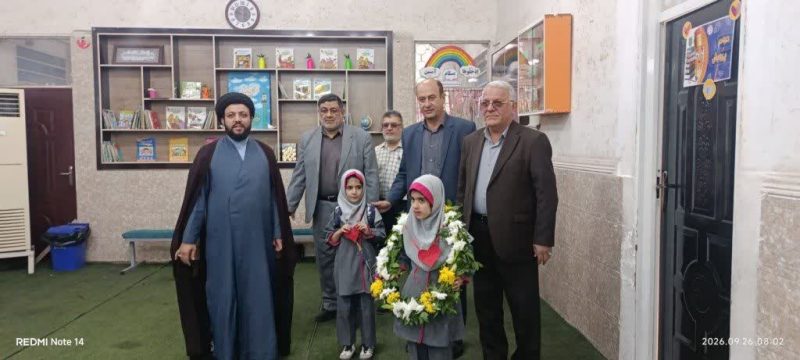 بدرقه فرزندان شهید