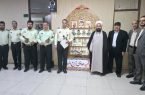 تجلیل مدیرکل بنیاد شهید یزد از کلانتر نمونه استان در هفته نیروی انتظامی